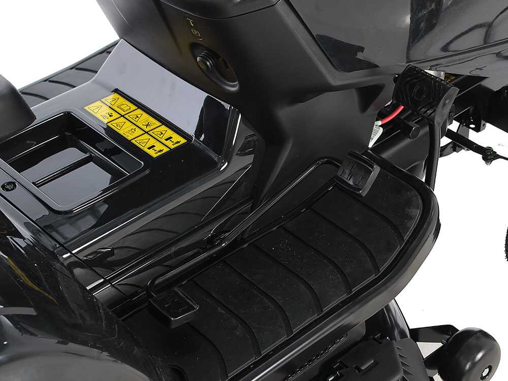 Alpina AT3 98 HA – Tractor cortacésped con motor Stiga ST 400