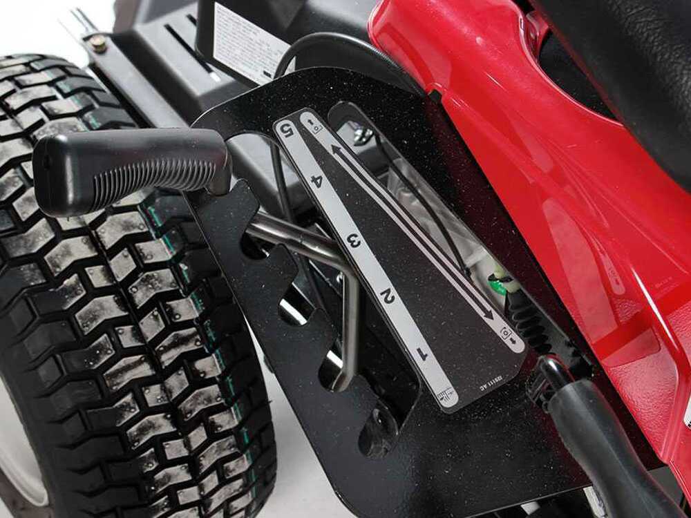 Tractor cortacésped Troy-Bilt TB 60T-R SELECT – Recogedor – Motor 196cc