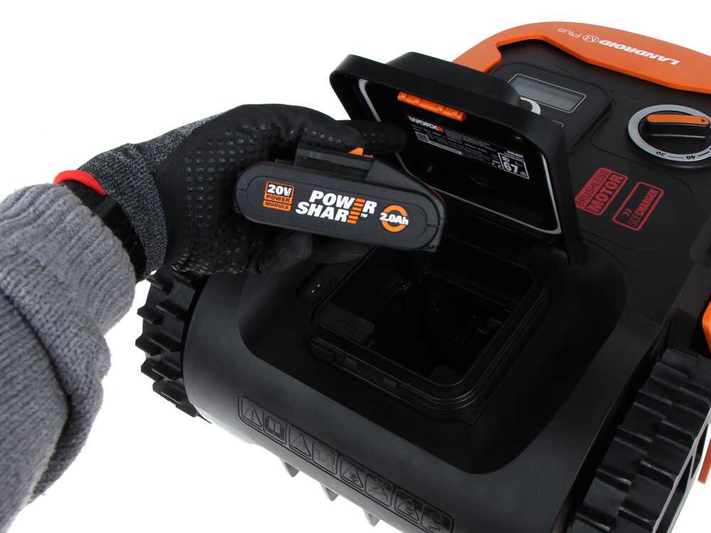 Worx Landroid WR167E – Robot cortacésped con perímetro batería 20V y 4Ah – M700 2.0