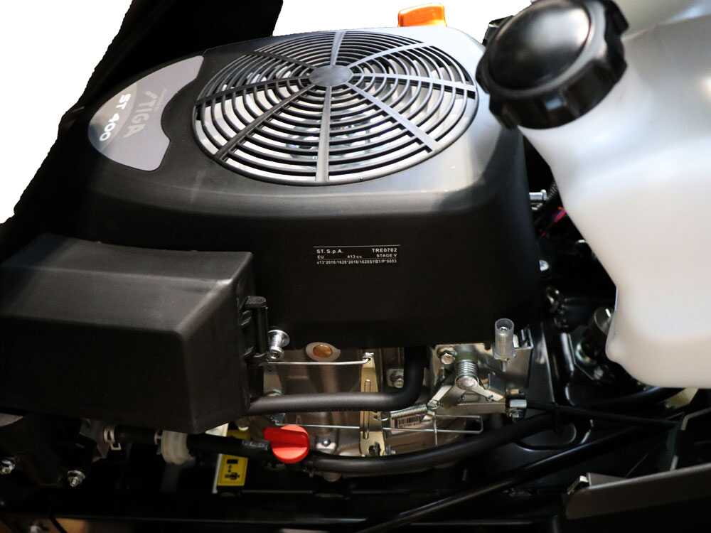 Alpina AT3 98 HA – Tractor cortacésped con motor Stiga ST 400